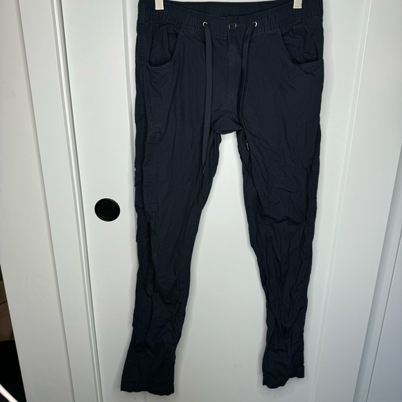 BYLT Basics Black Cargo Pants - Picture 3 of 7